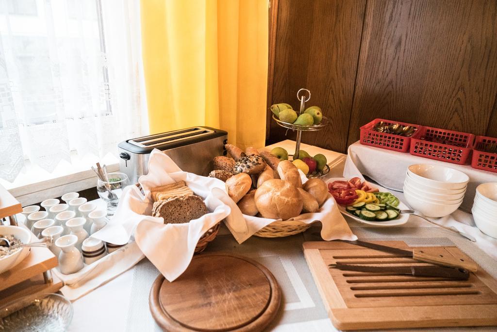 Pension Zum Meridianstein Гмюнд Екстер'єр фото